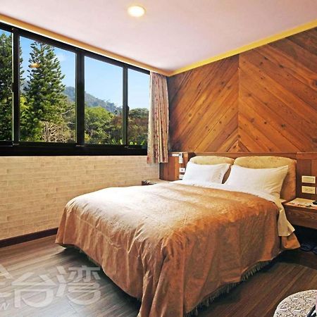 Sun Moon Lake Tan Hsiang Yu B&B Yuchi Exteriör bild